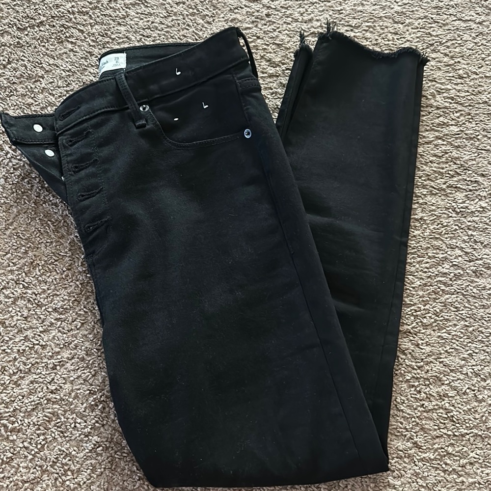 NWOT Abercrombie black the super skinny ankle high rise. 29/8 a length.